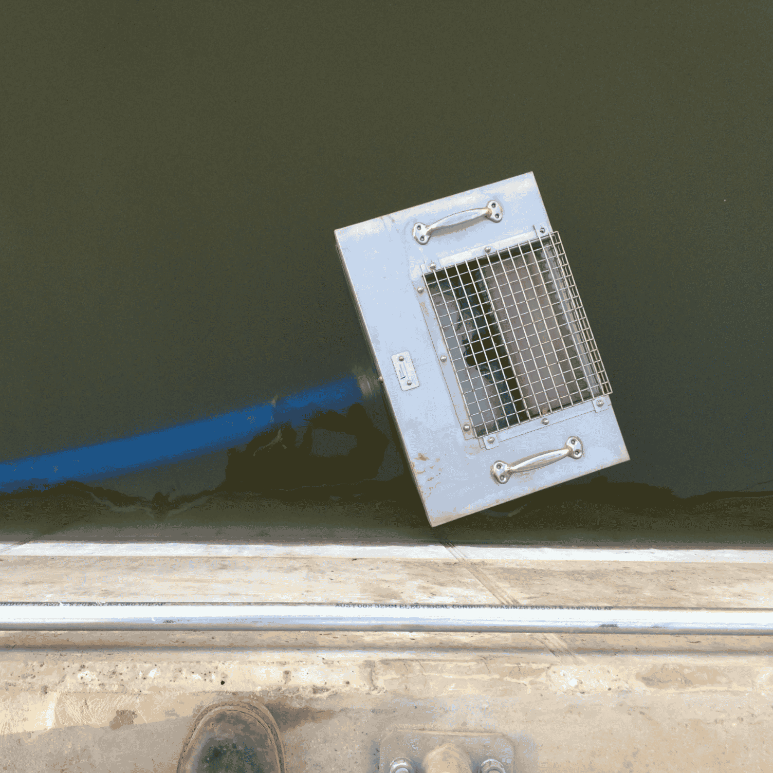 Baldwin’s Skim-Pak Floating Oil Skimmer and Decanter products are engineered to surpass the basic functions of standard oil skimmers, all while maintaining a focus on efficiency.