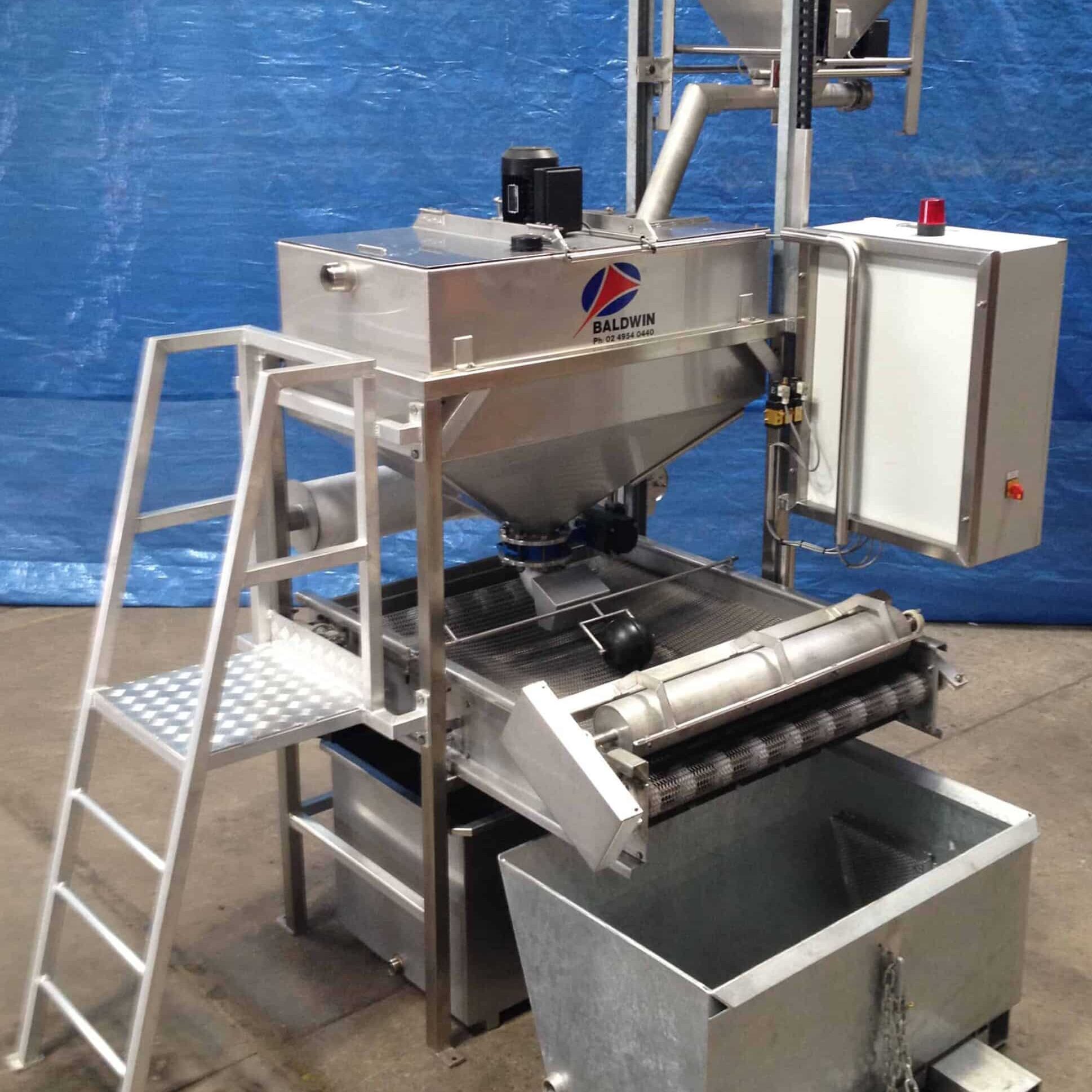 A small capacity system for RM-10 chemical treatment of wastewater is versatile, being used for different applications.