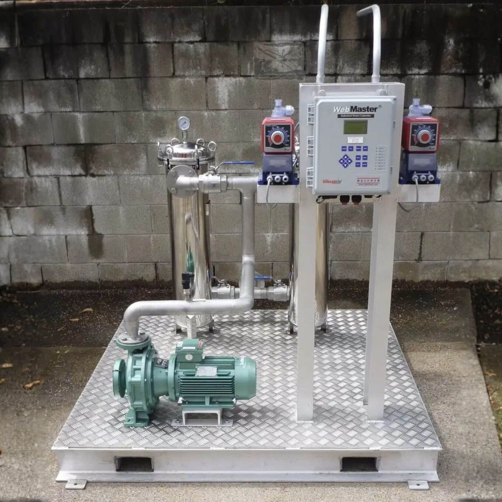 Filtration & Polishing Media tanks installed by baldwin industrial systems