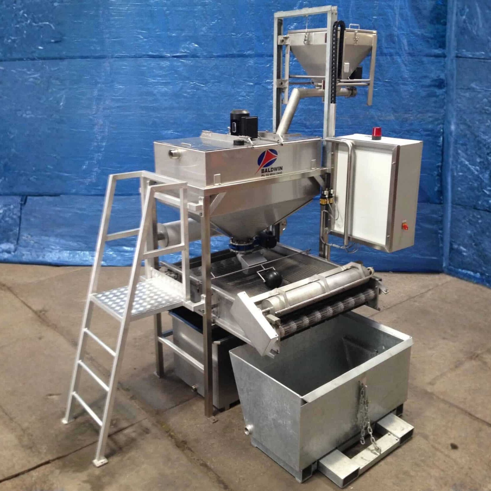 A small capacity system for RM-10 chemical treatment of wastewater is versatile, being used for different applications.